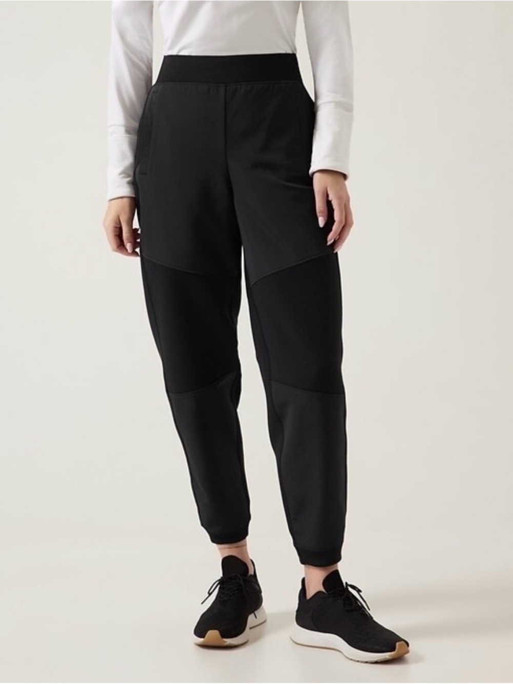 Athleta Get Set Hybrid Jogger Pants Black Size MT